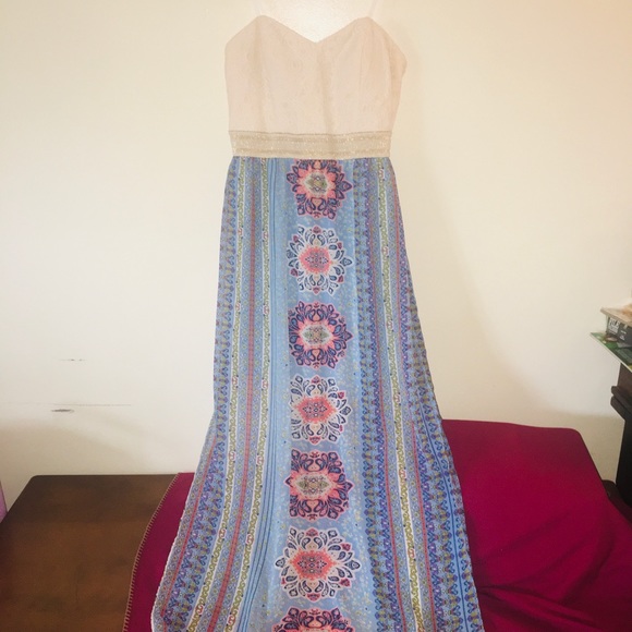 Strapless Dress Size XL City Triangles - Picture 1 of 8